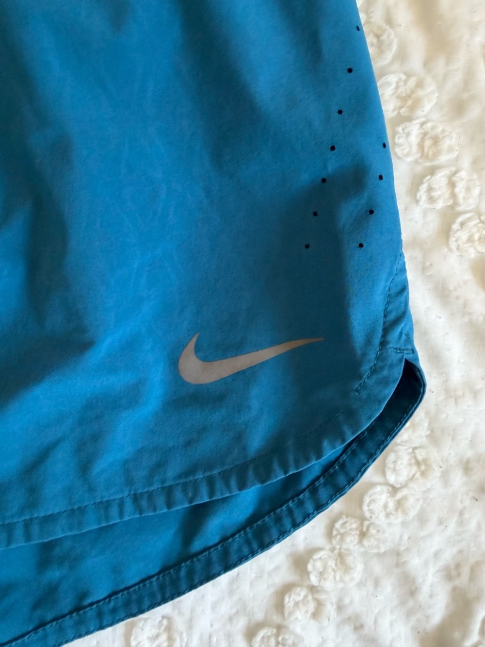 Nike Running Shorts - Picture 3 of 5